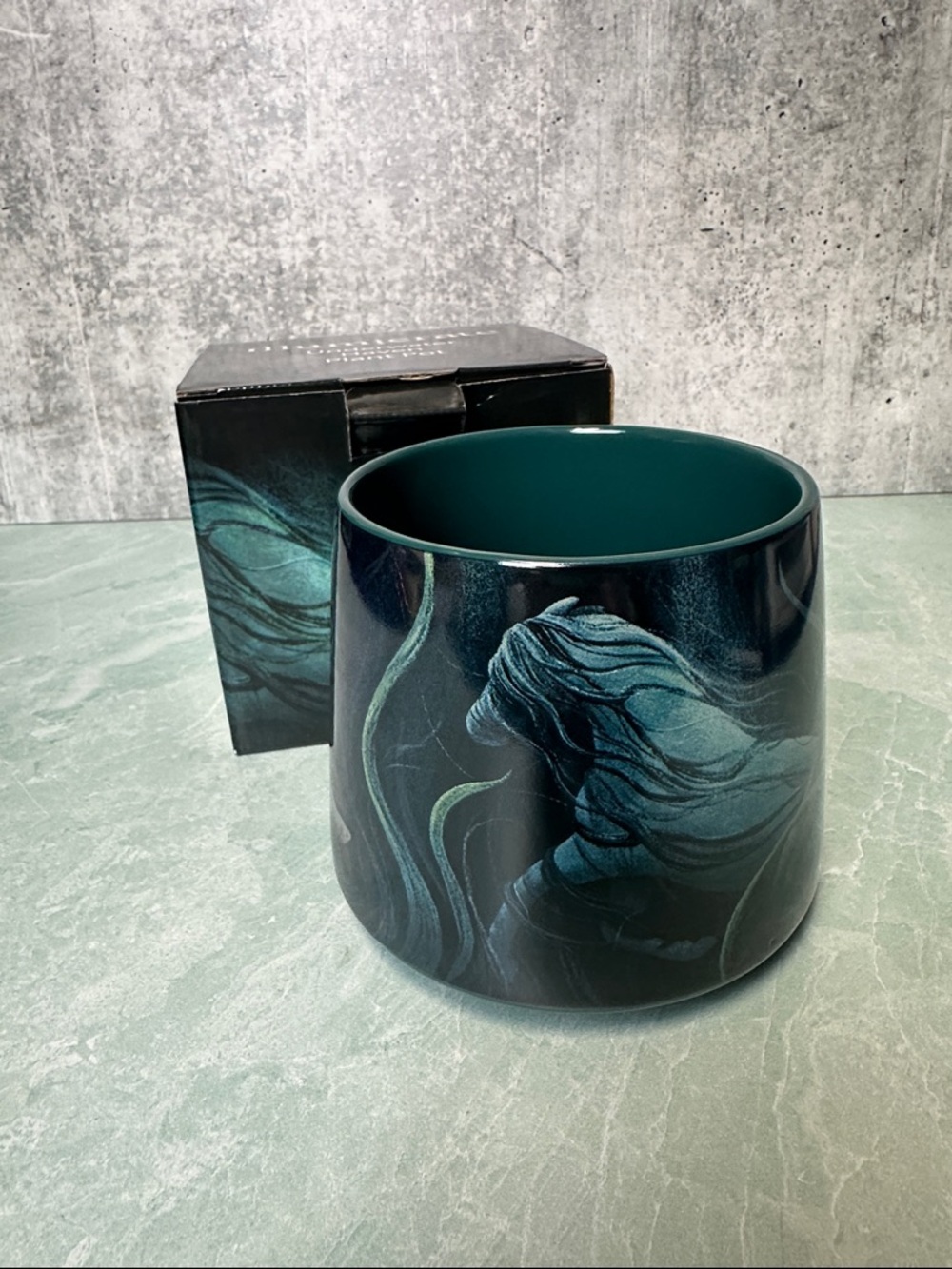 Illumicrate Kelpie Underwater Haven Fathomfolk Plant Pot March 2024 New in Box